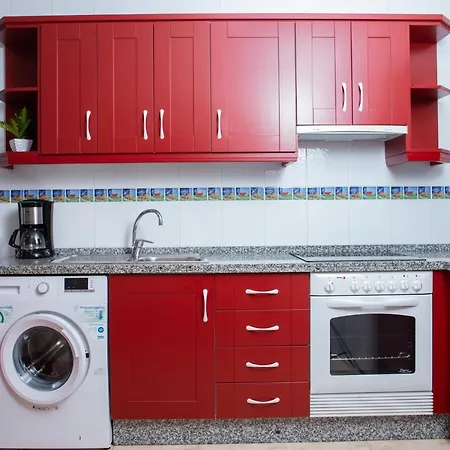 Appartement Apto Isa: Amplio Y Acogedor Apto De 75m Con Terraza, Aire Acondicionado Y Parking Gratuito Los Abrigos