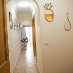 Appartamento Apto Isa: Amplio Y Acogedor Apto De 75m Con Terraza, Aire Acondicionado Y Parking Gratuito