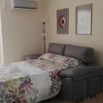 Apartamento Apto Isa: Amplio Y Acogedor Apto De 75m Con Terraza, Aire Acondicionado Y Parking Gratuito *